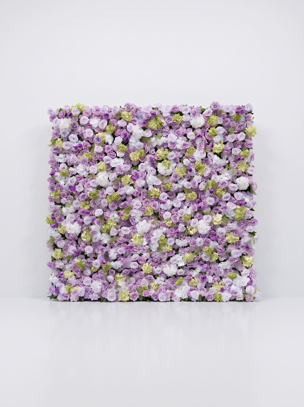 Gemena 5D Fabric Artificial rolling up curtain flower wall — white background view