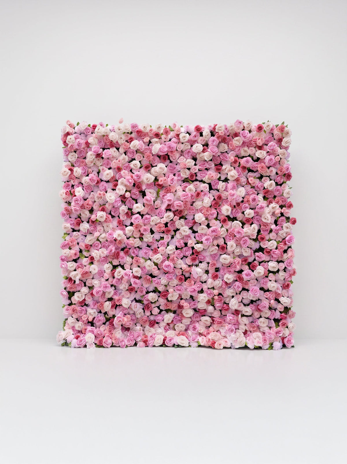 Helirae 5D Fabric Artificial rolling up curtain flower wall — white background view