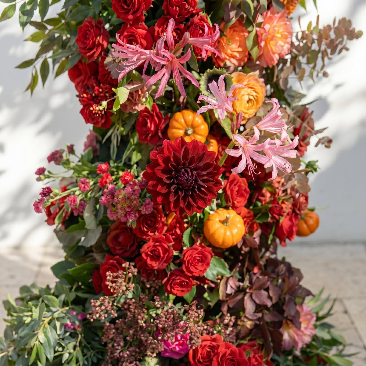 Pervia Horn Arch: Autumn Style Luxury Red & Orange Color Floral Arch for Elegant for Elegant Weddings & Events Decor Incuding Frame | Event Floral Decor