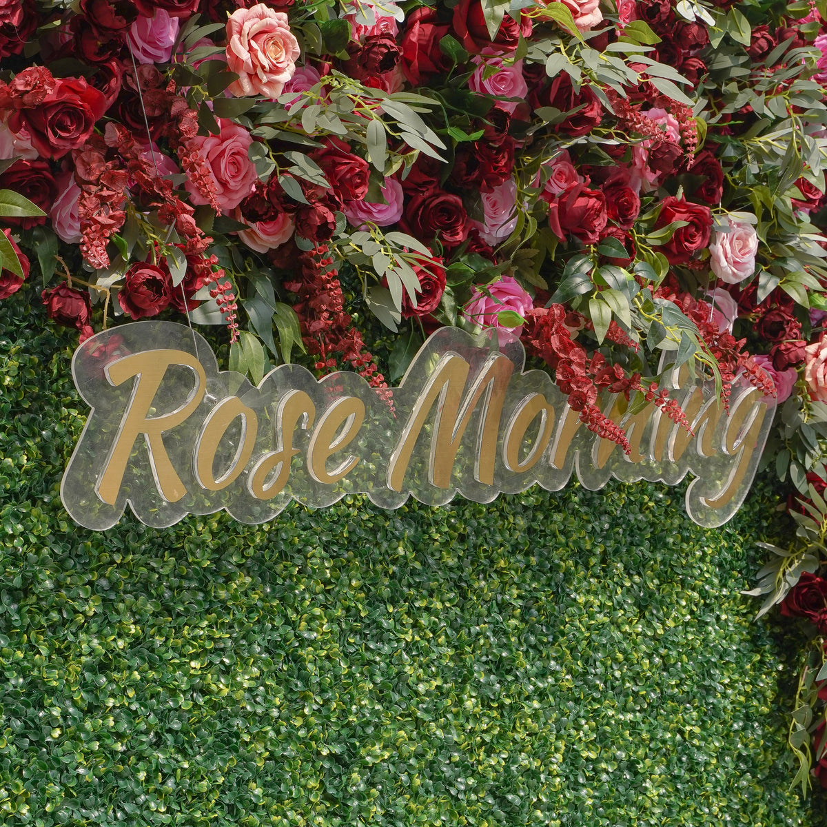 Rose Morning“The flower walls are made of artificial flowers in various colors, layered at different levels to create a lush, elegant and natural look. The exclusive zipper design and roll-up design make it easy to install and remove.”